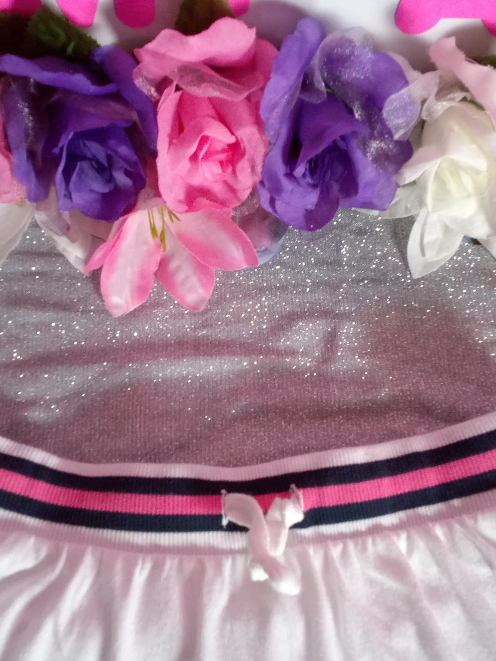 Old Navy White Skort with Navy & Pink Waistband